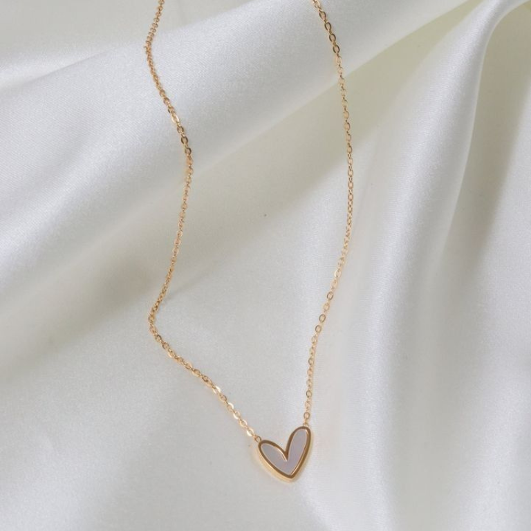 Heart Themed MOP Pendant