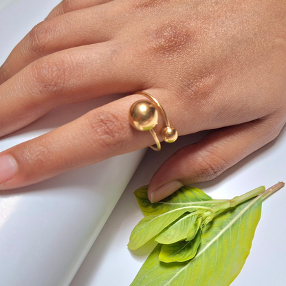 	Ball hoop ring with sleek modern styling