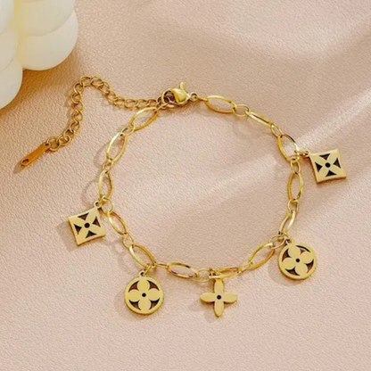 Flower and LV paperclip charm bracelet for trendy fashion