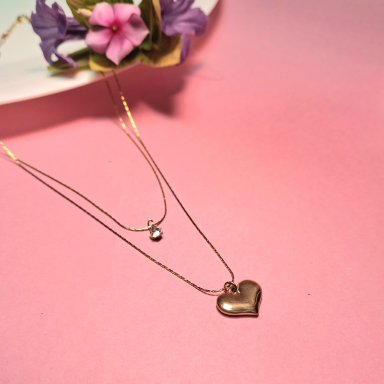 Multiple heart pendants with chain for elegant everyday fashion
